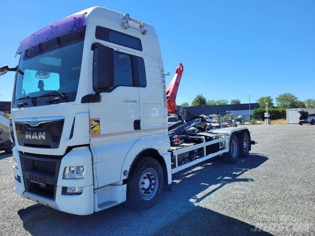 MAN 26.560 Treileri ar āķi