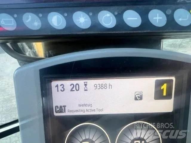 CAT M 318 F Ekskavatori uz riteņiem