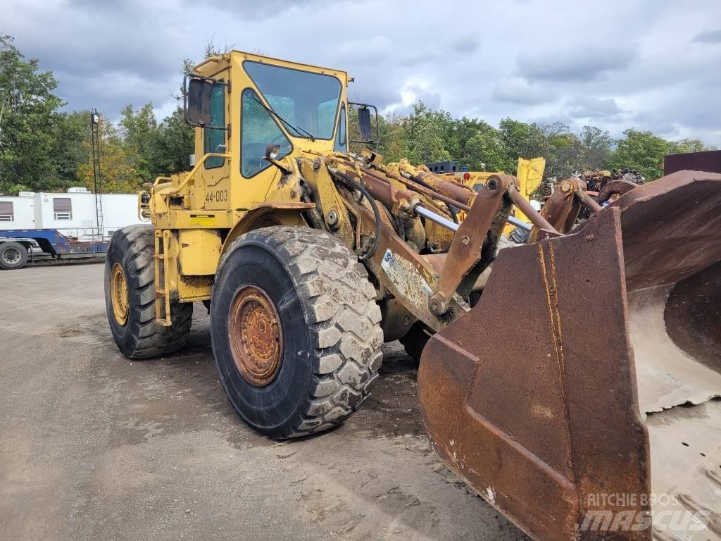 CAT 980 B Iekrāvēji uz riteņiem