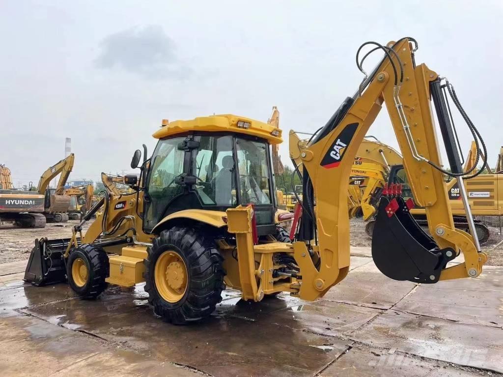 CAT 420 F Ekskavatori-iekrāvēji