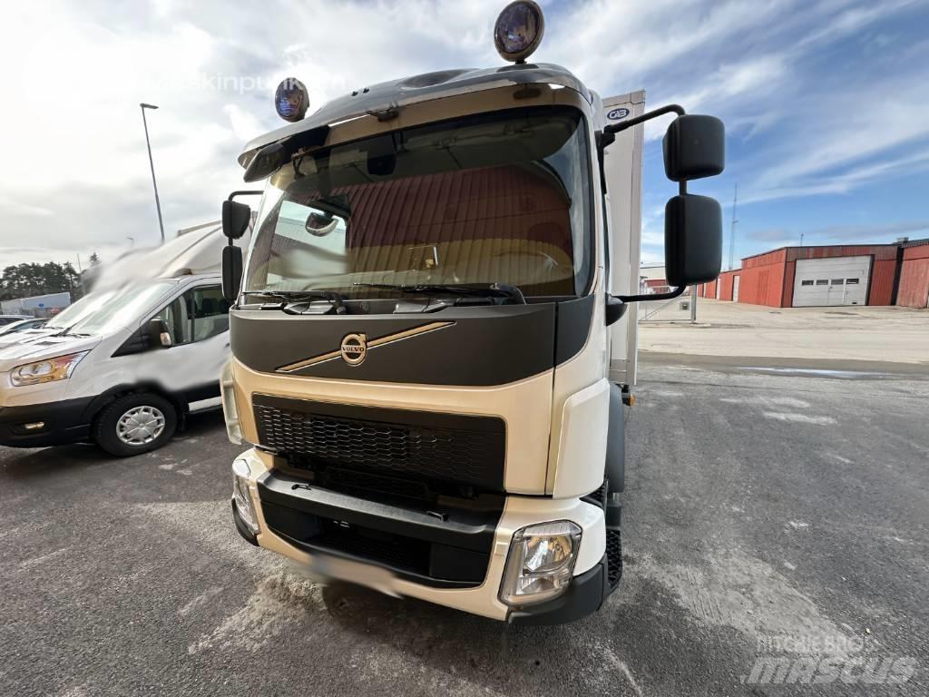 Volvo FL 210 Furgons