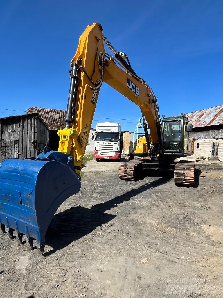 JCB JS 220 LC Kāpurķēžu ekskavatori