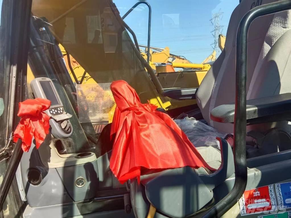 CAT 313D2GC Kāpurķēžu ekskavatori