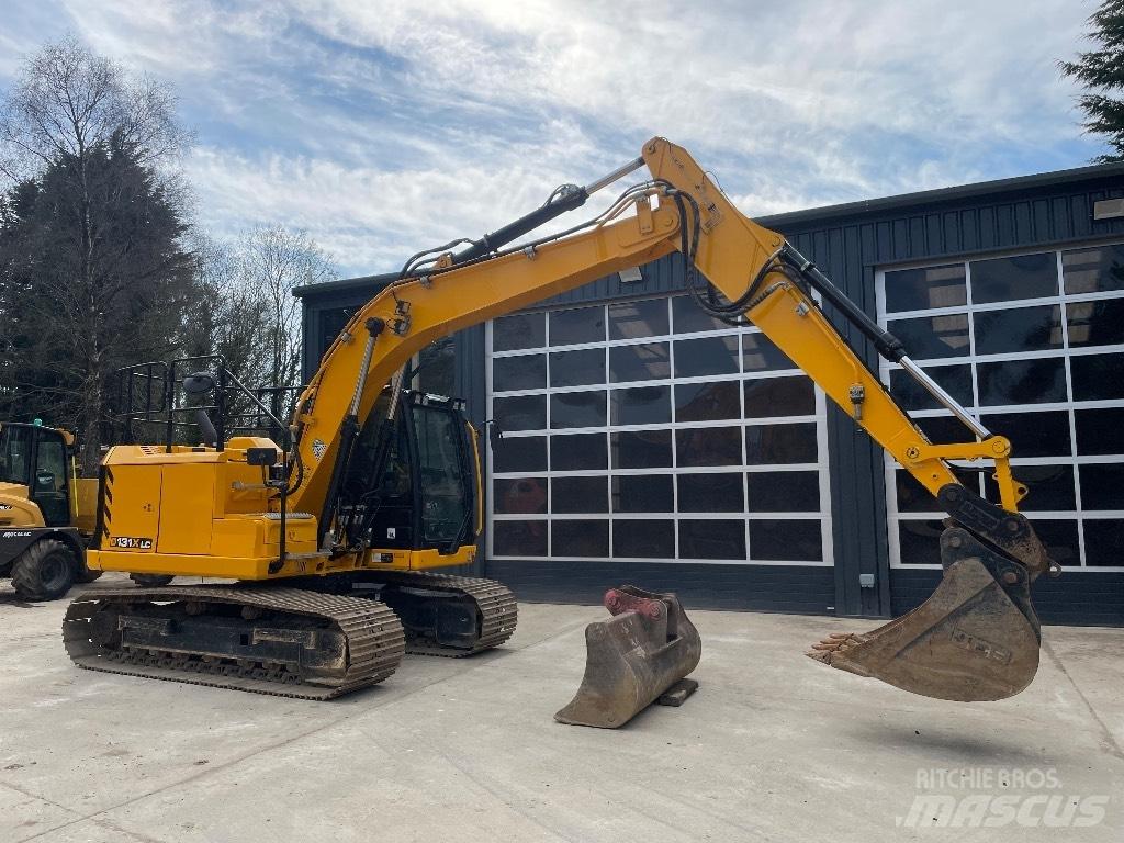 JCB 131 X Kāpurķēžu ekskavatori