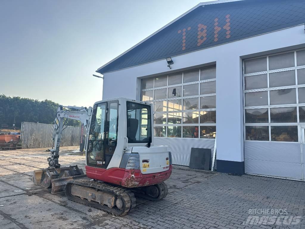 Takeuchi TB 235 Mini ekskavatori < 7 t