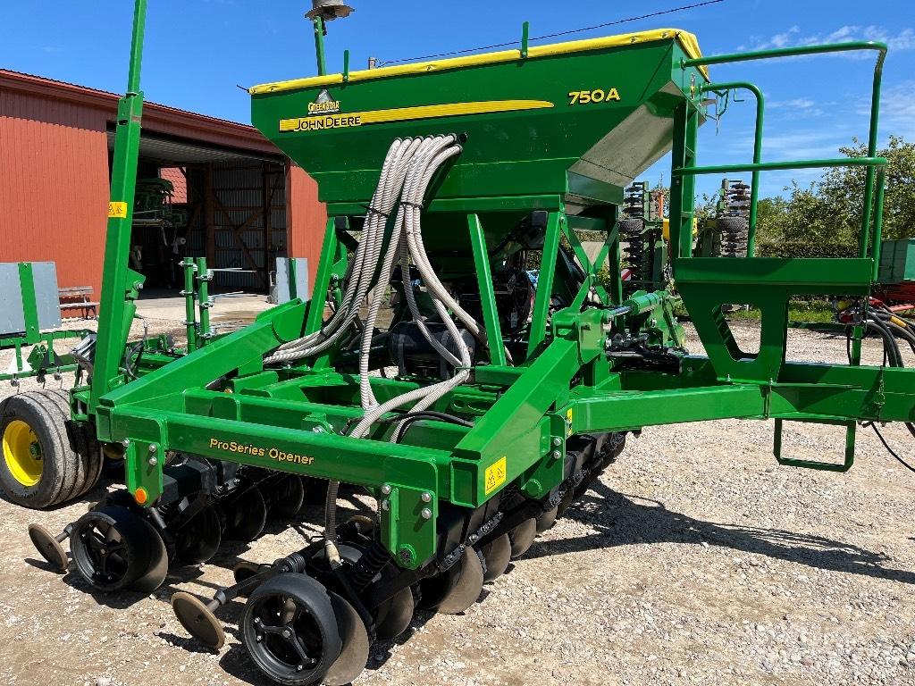 John Deere 750 A Sējmašīnas