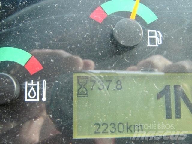 CAT 906 M Iekrāvēji uz riteņiem