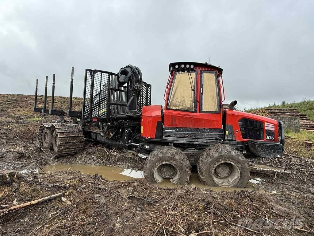 Komatsu 875 Forvarderi