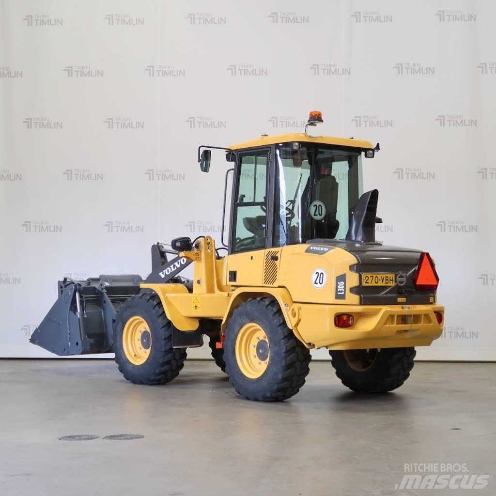 Volvo L30G Iekrāvēji uz riteņiem