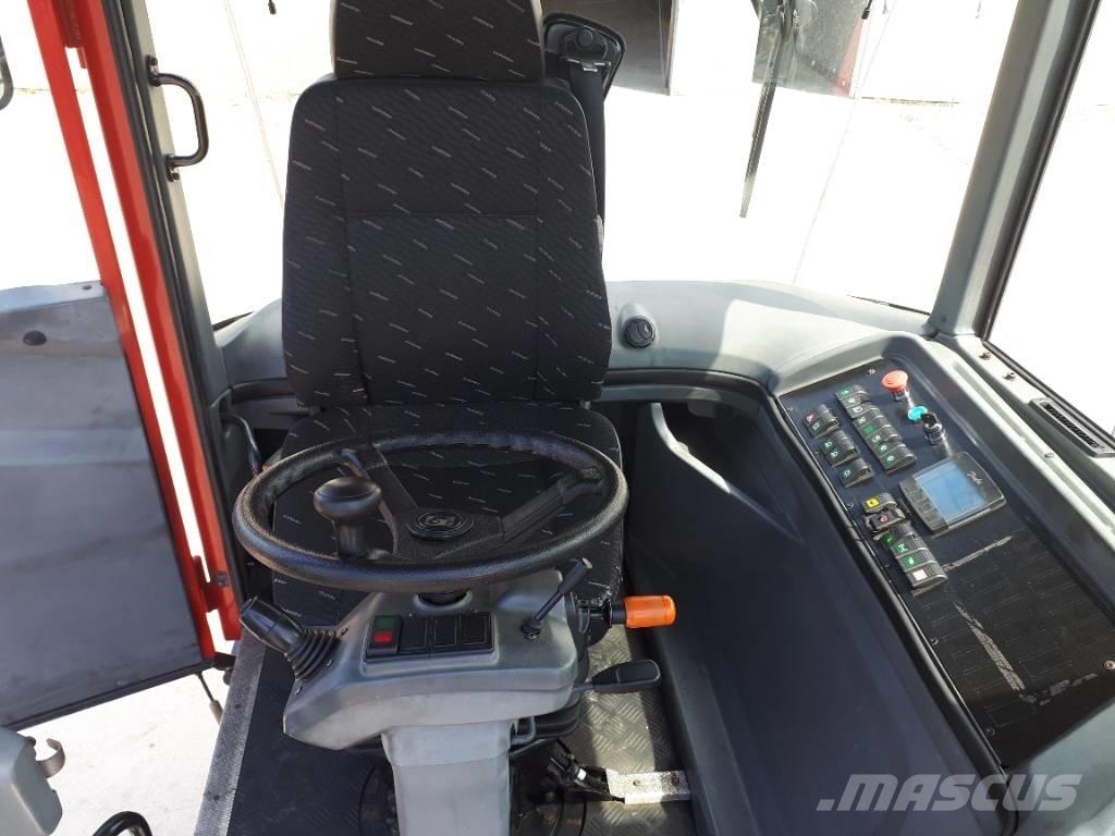 Kalmar TR618i Terminālie traktori