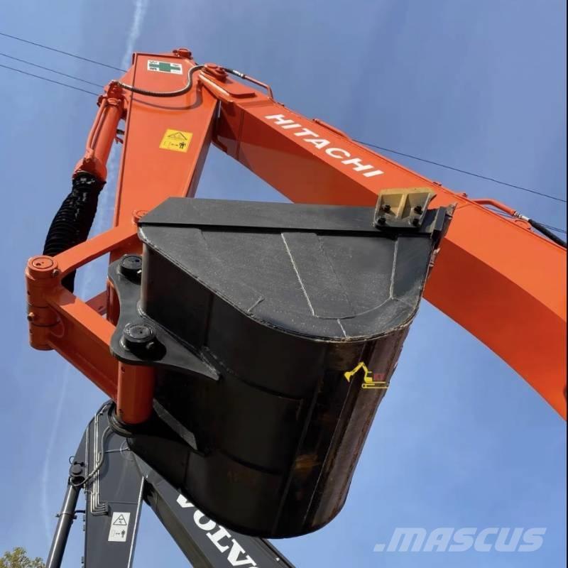 Hitachi 200-3G Kāpurķēžu ekskavatori