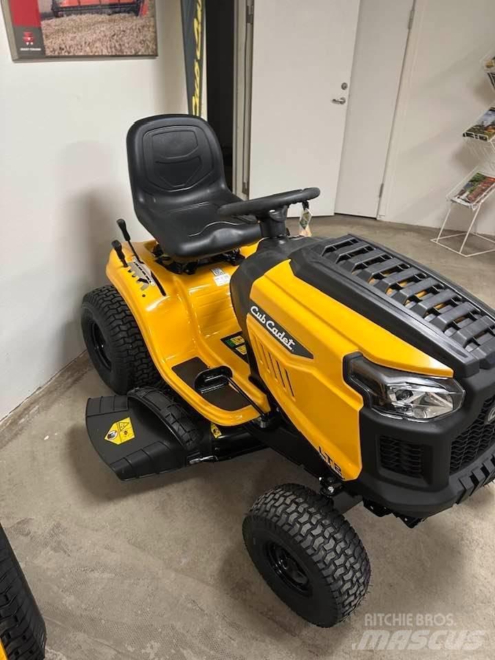 Cub Cadet LT 2 NS92 Mauriņa traktors