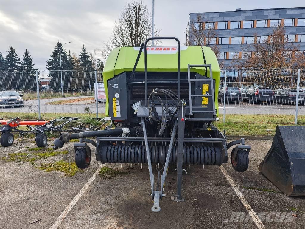 CLAAS Rollant 520 RC Rituļu preses