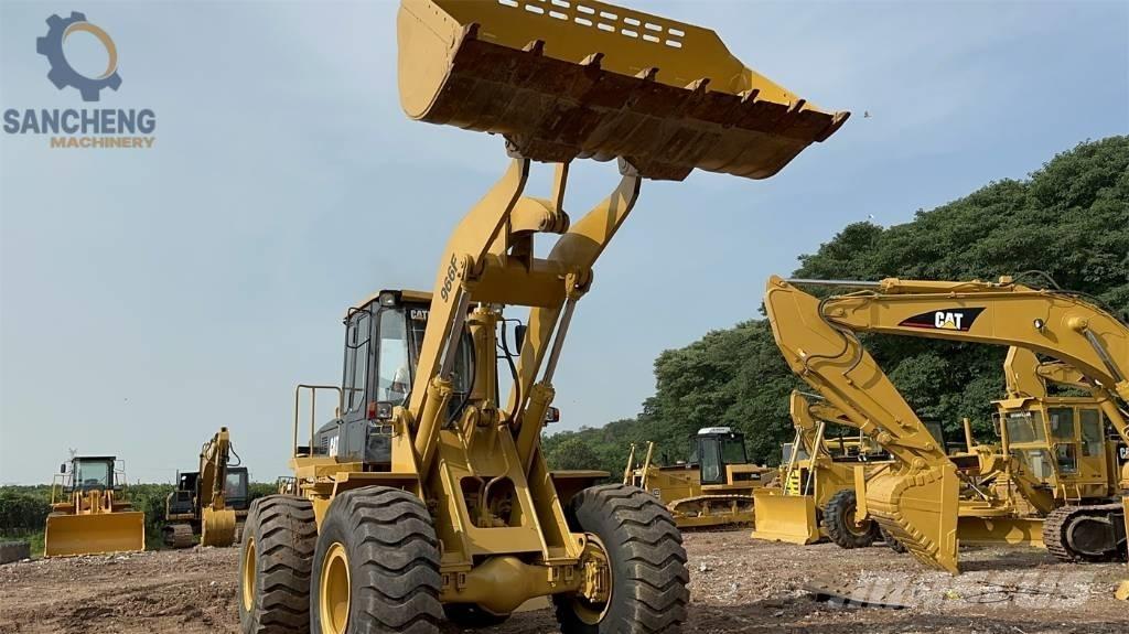 CAT 966F Iekrāvēji uz riteņiem