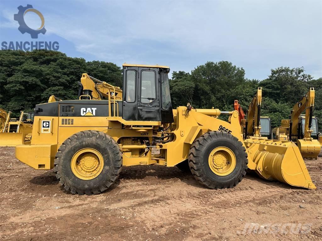 CAT 966F Iekrāvēji uz riteņiem