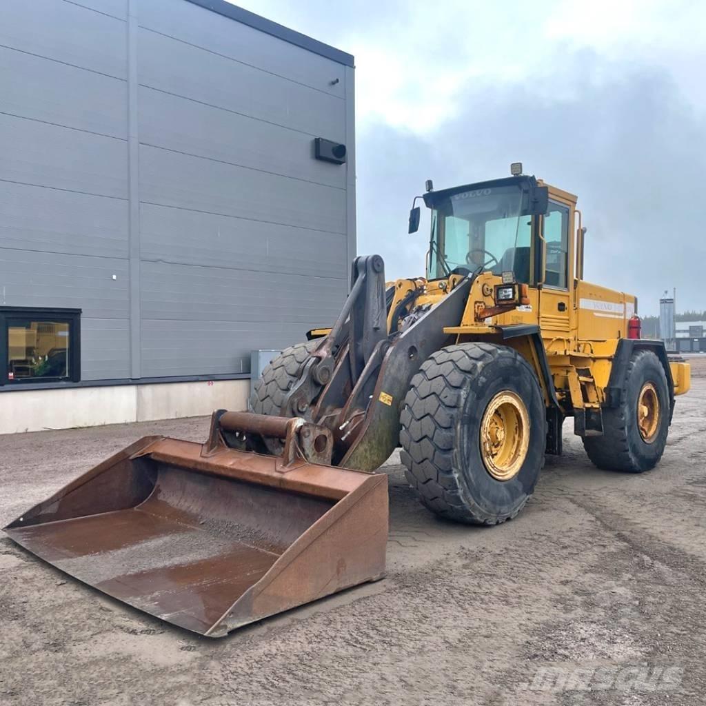Volvo L 120 C Iekrāvēji uz riteņiem
