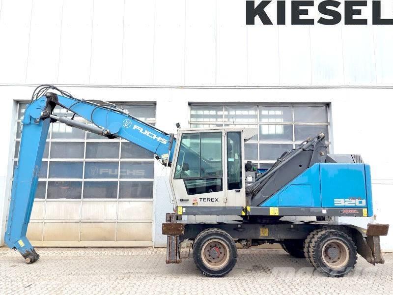 Fuchs MHL 320 F Industriālie iekrāvēji