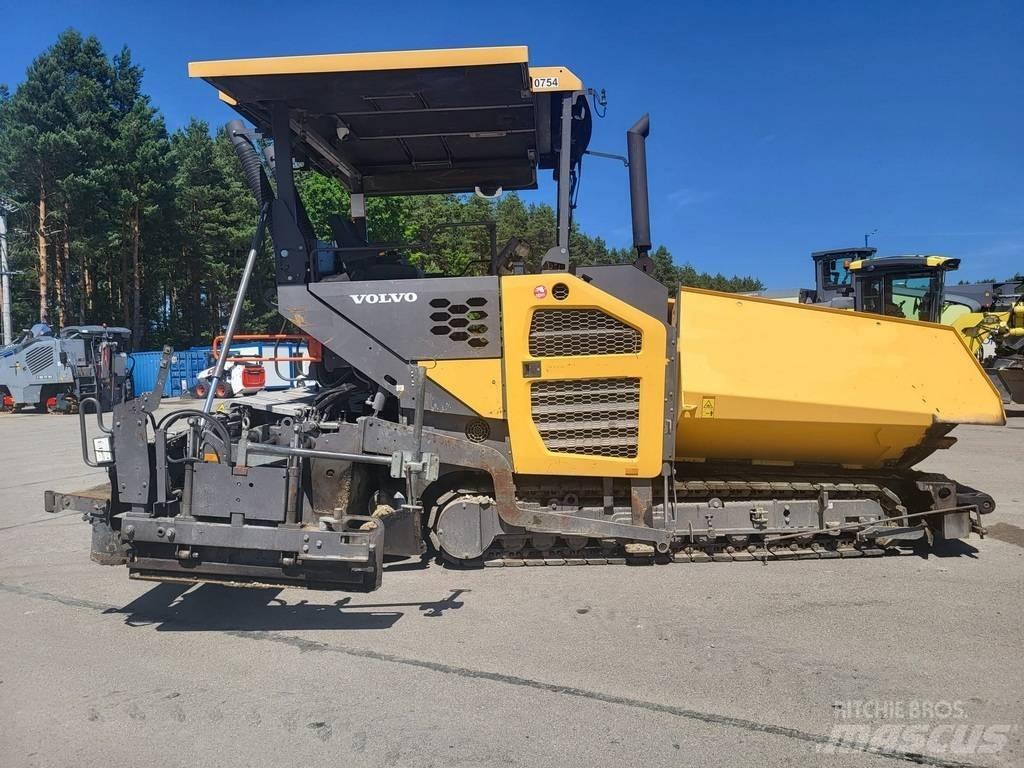 Volvo ABG P7820C Asfalta klājēji