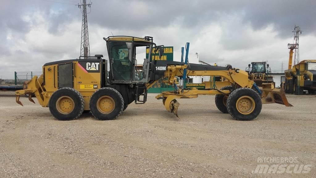 CAT 140 M Greideri