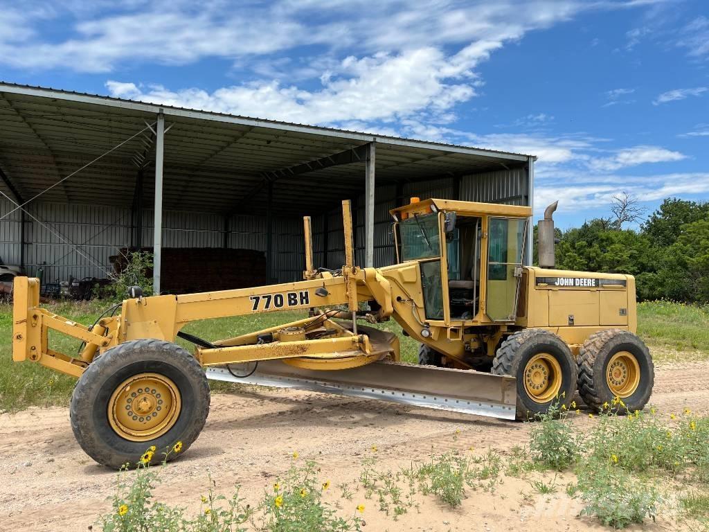 John Deere 770 BH Greideri