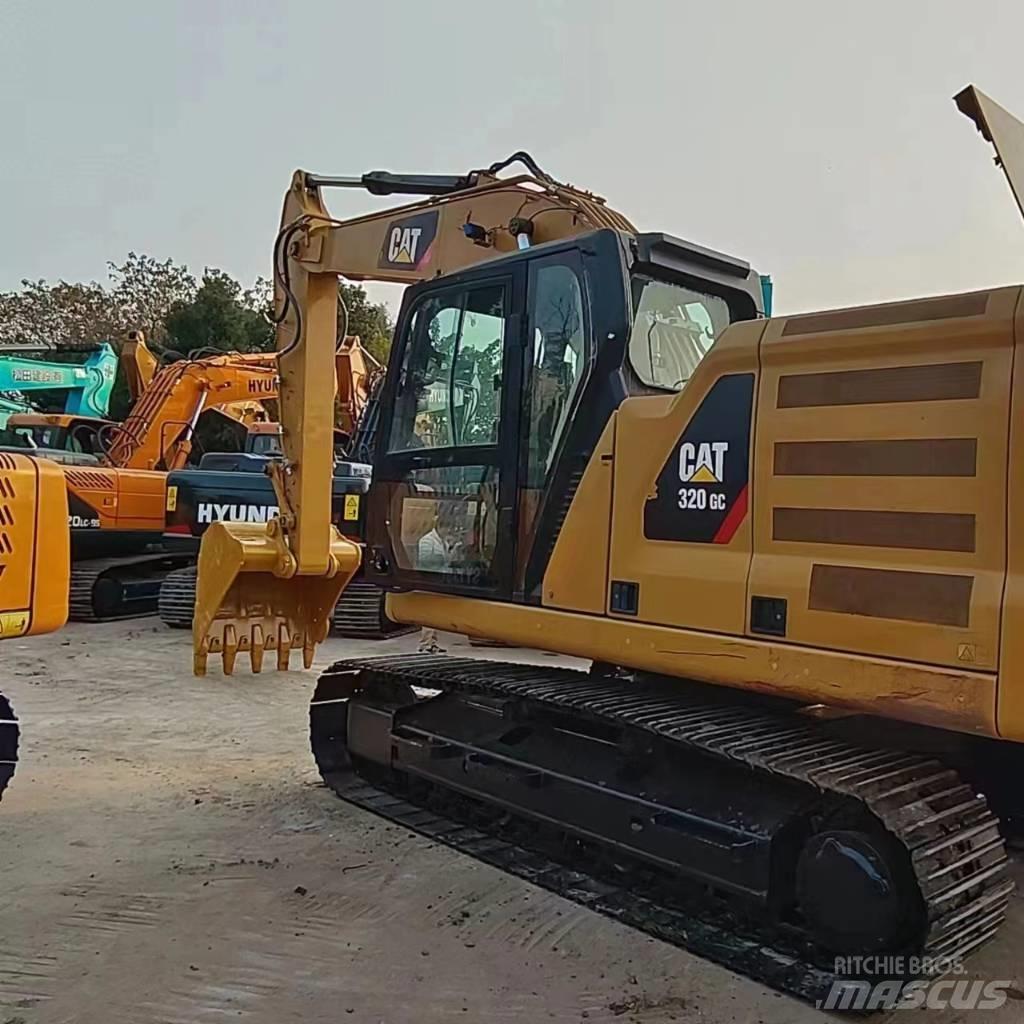 CAT 320GC Kāpurķēžu ekskavatori