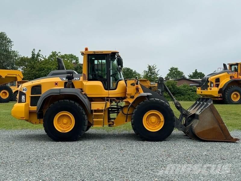 Volvo L 120 H Iekrāvēji uz riteņiem