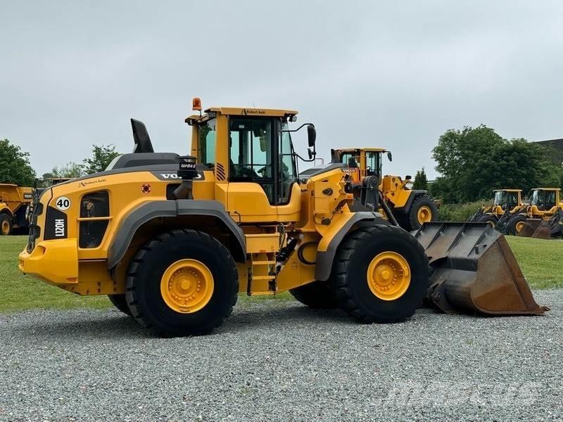 Volvo L 120 H Iekrāvēji uz riteņiem