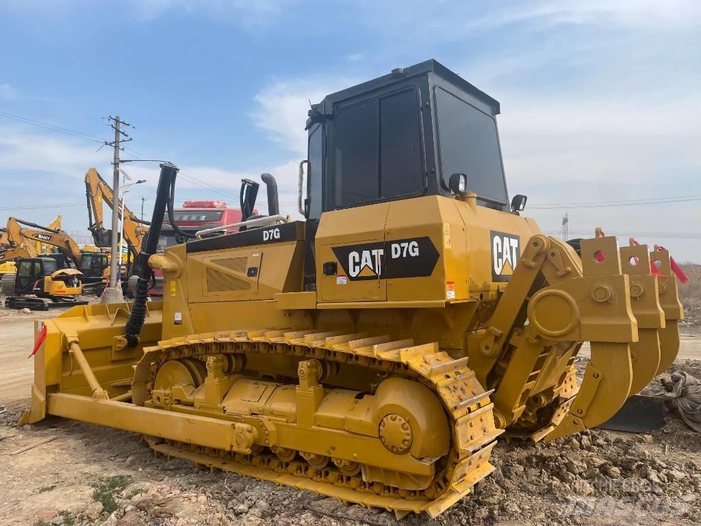 CAT D 7 G Kāpurķēžu buldozeri
