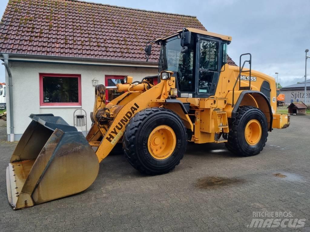 Hyundai HL 955 A Iekrāvēji uz riteņiem