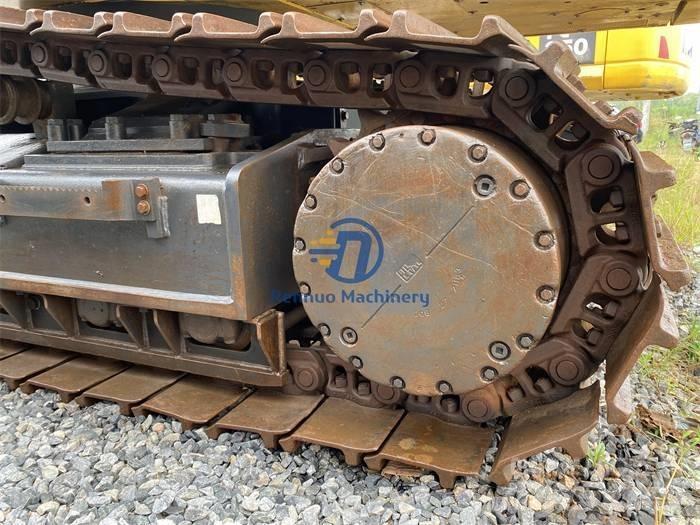 Komatsu PC450-8 Kāpurķēžu ekskavatori