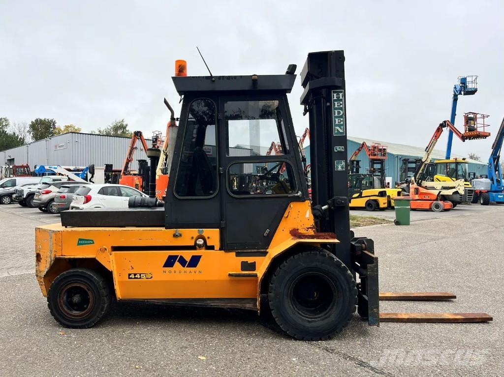 Heden 4450 Tehnika ar dīzeļa dzinēju