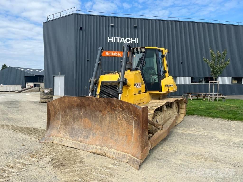 New Holland D180 Kāpurķēžu buldozeri