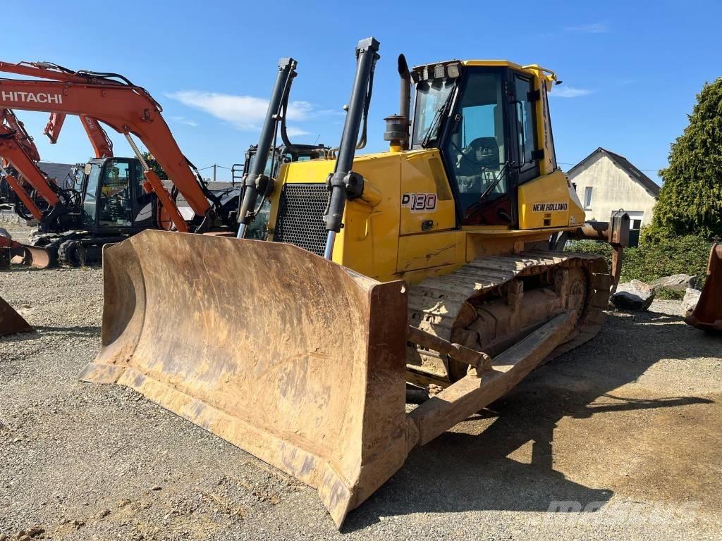 New Holland D180 Kāpurķēžu buldozeri