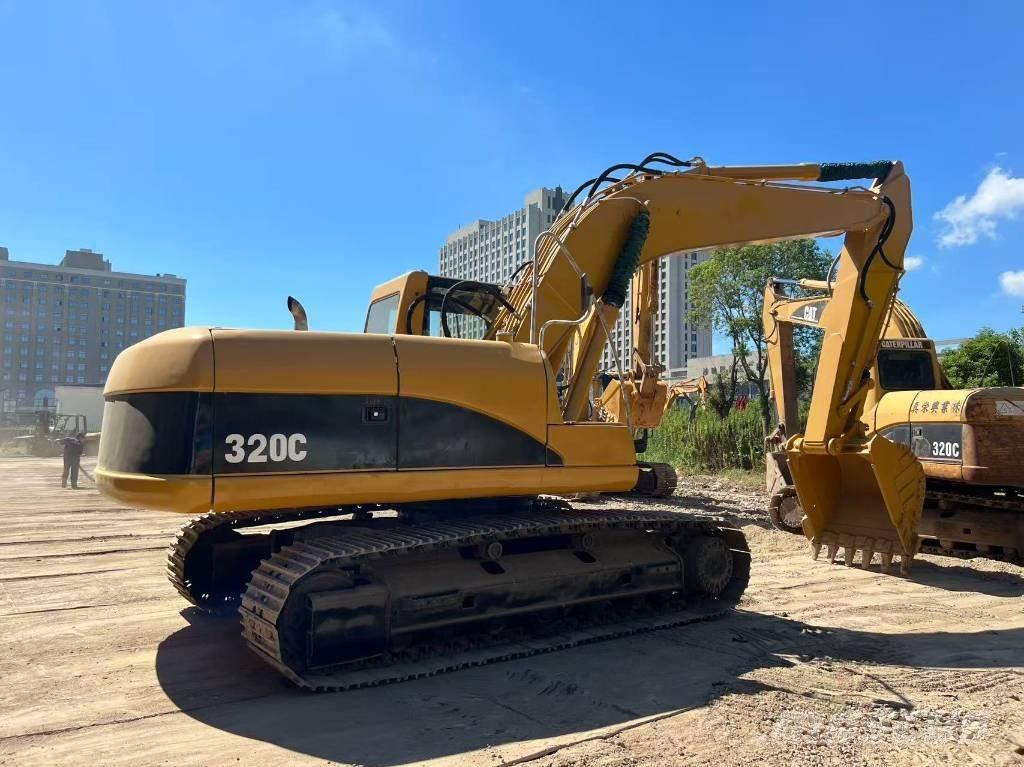 CAT 320 C Kāpurķēžu ekskavatori