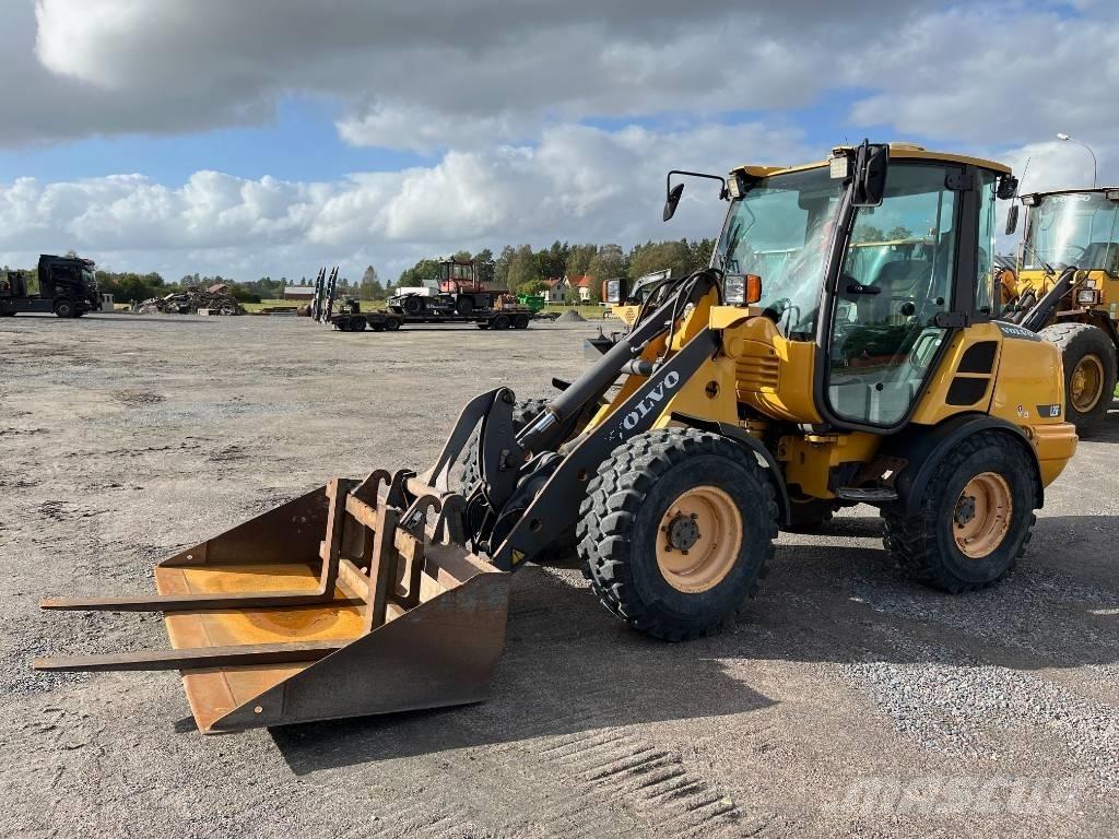 Volvo L 25 F Iekrāvēji uz riteņiem