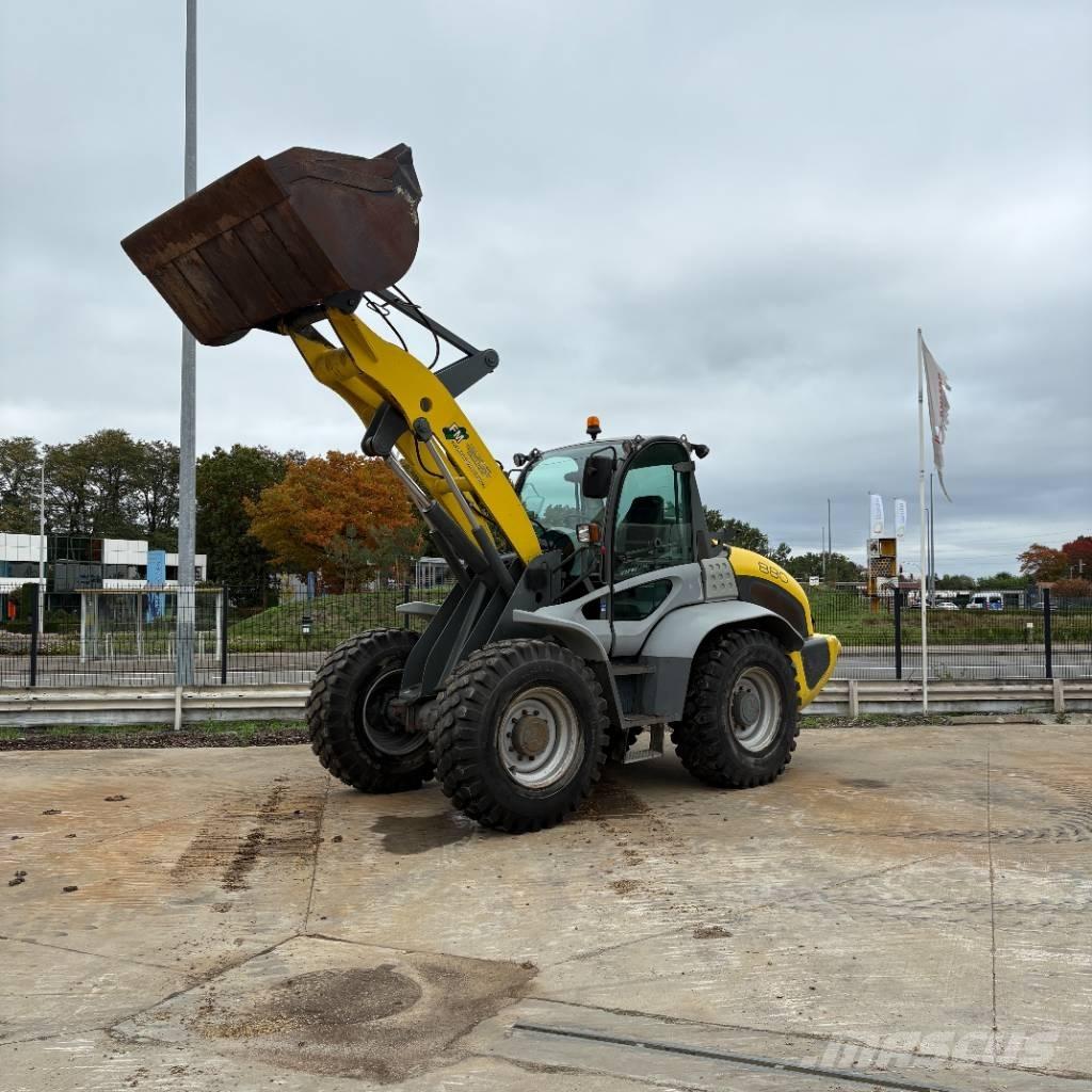 Kramer-allrad 880 Iekrāvēji uz riteņiem