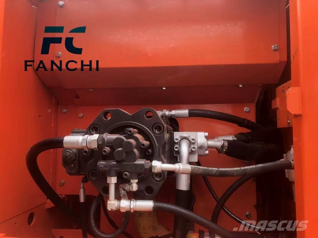 Doosan DX 225 LC Kāpurķēžu ekskavatori