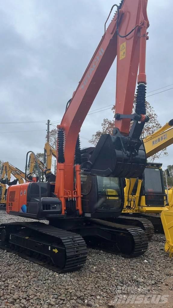 Hitachi ZX120 Kāpurķēžu ekskavatori