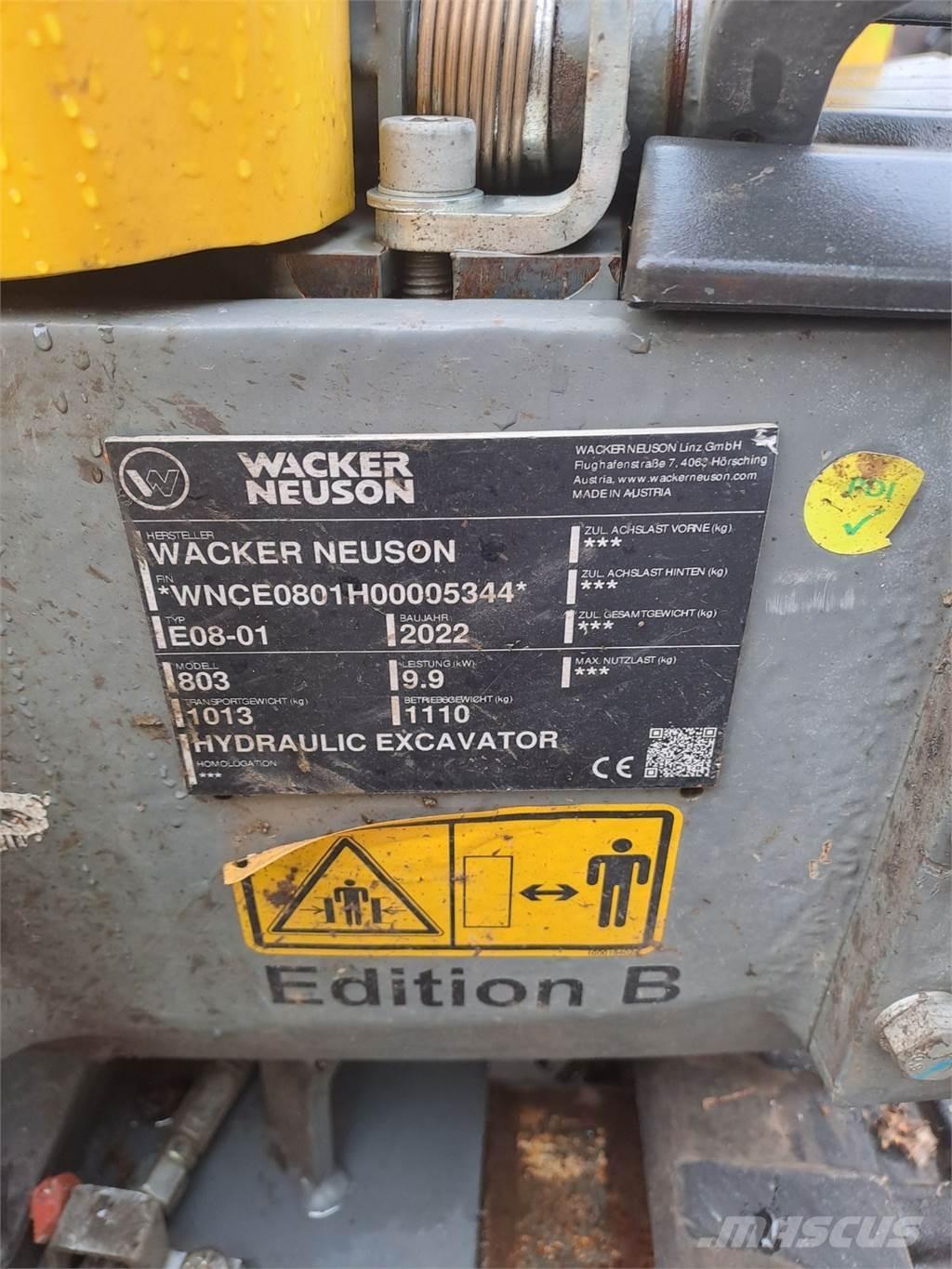 Wacker Neuson 803 Kāpurķēžu ekskavatori