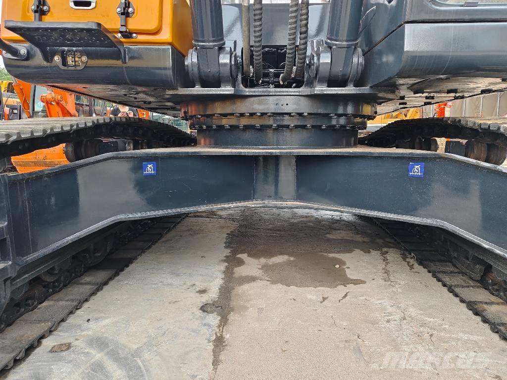 Hyundai R350LVS Kāpurķēžu ekskavatori