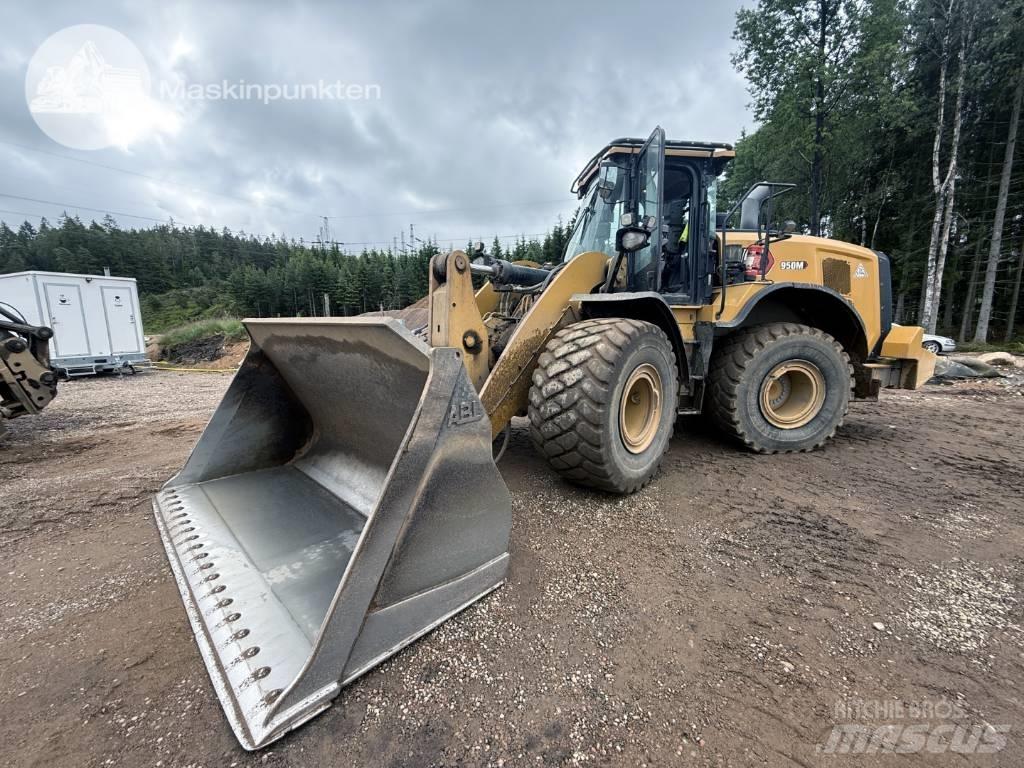 CAT 950 M Iekrāvēji uz riteņiem