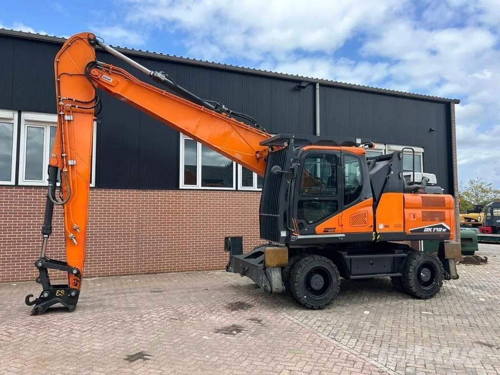 Doosan DX170W-5 Industriālie iekrāvēji