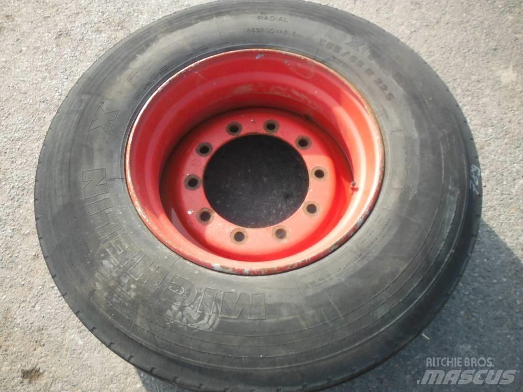 Michelin 385/65R22.5 Riepas, riteņi un diski
