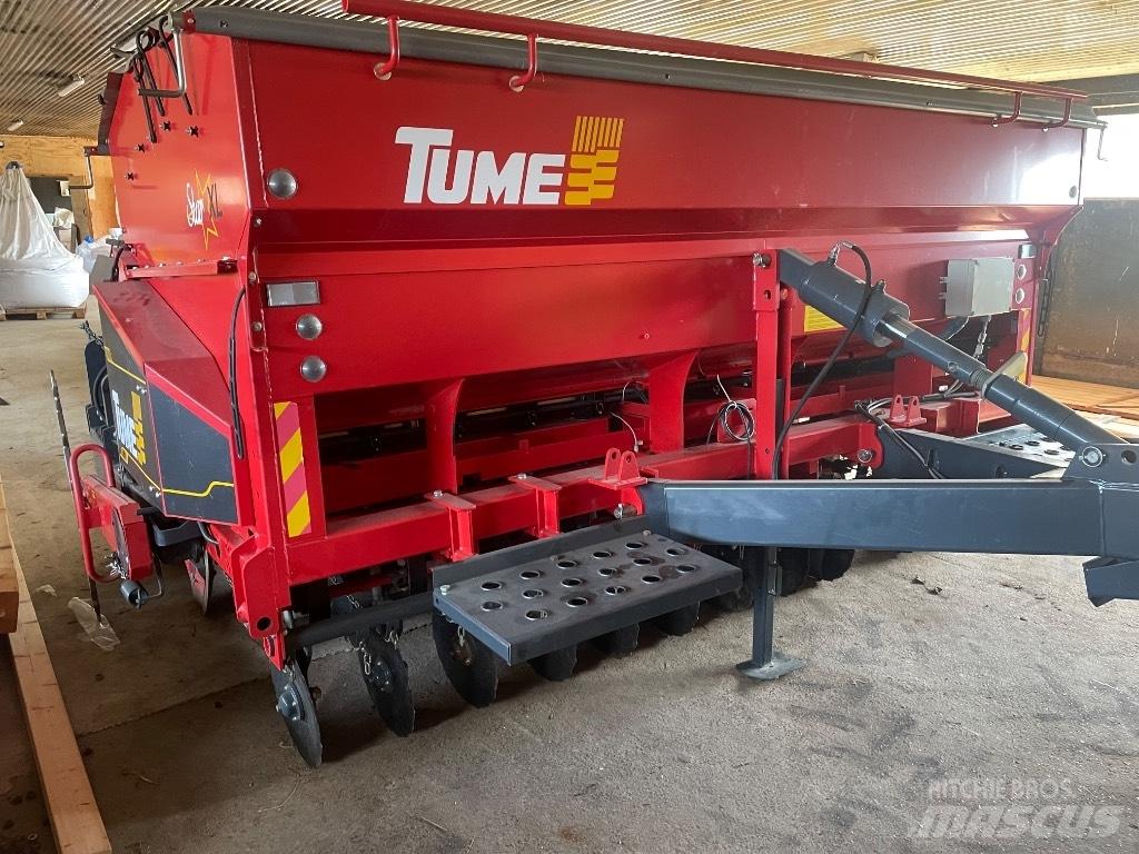 Tume JC 3000 Star XL Kombinētās sējmašīnas
