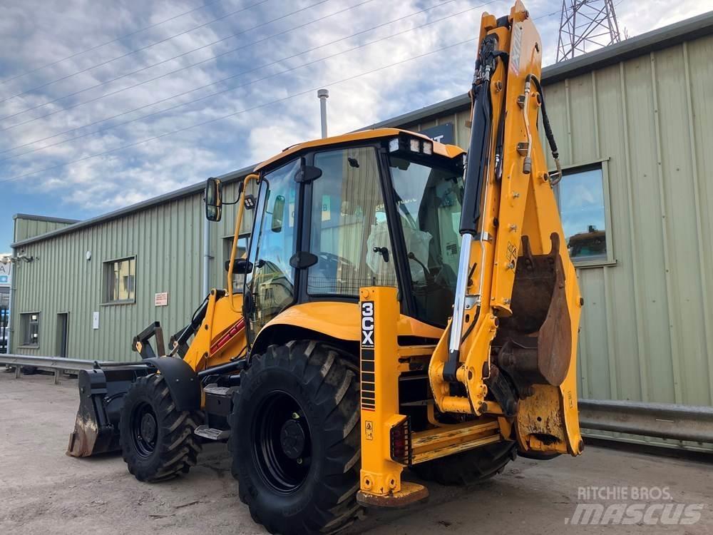 JCB 3CX Ekskavatori-iekrāvēji