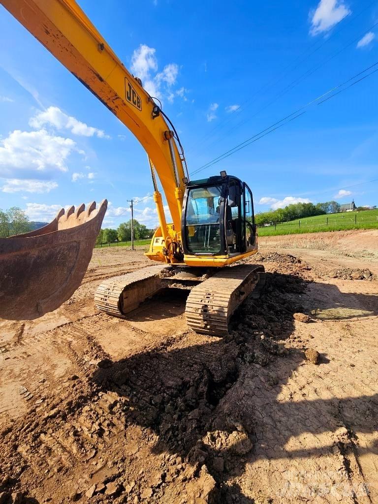 JCB JS 160 LC Kāpurķēžu ekskavatori