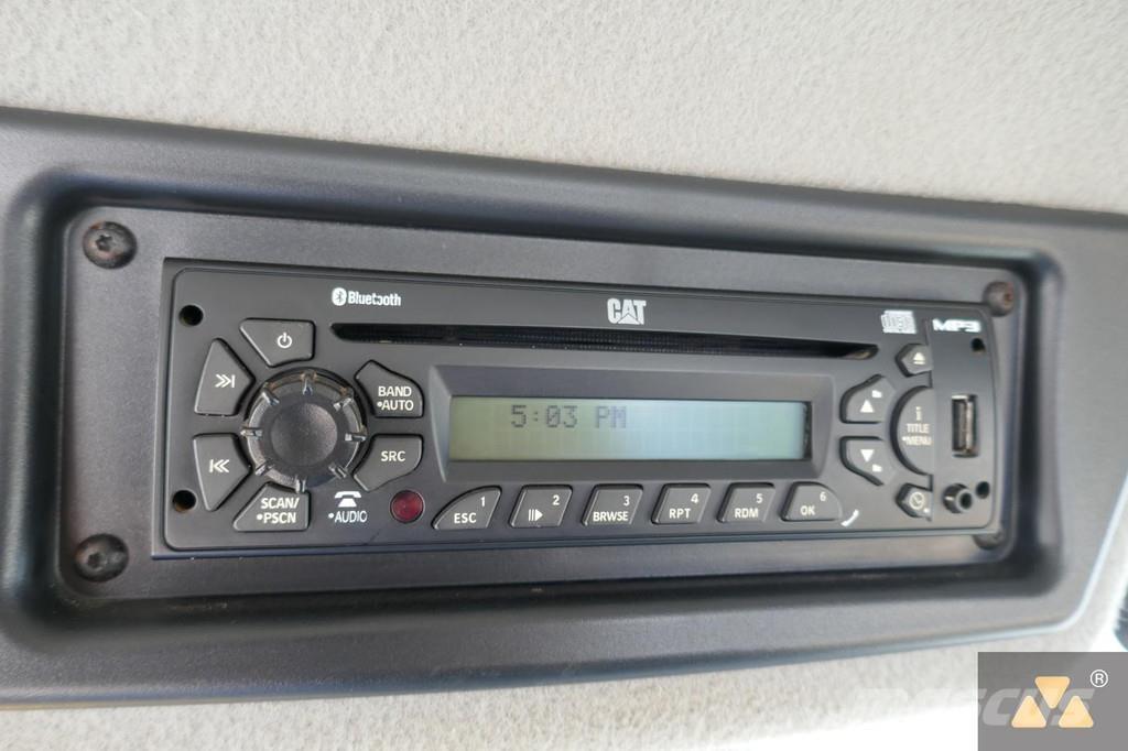 CAT 962K Iekrāvēji uz riteņiem