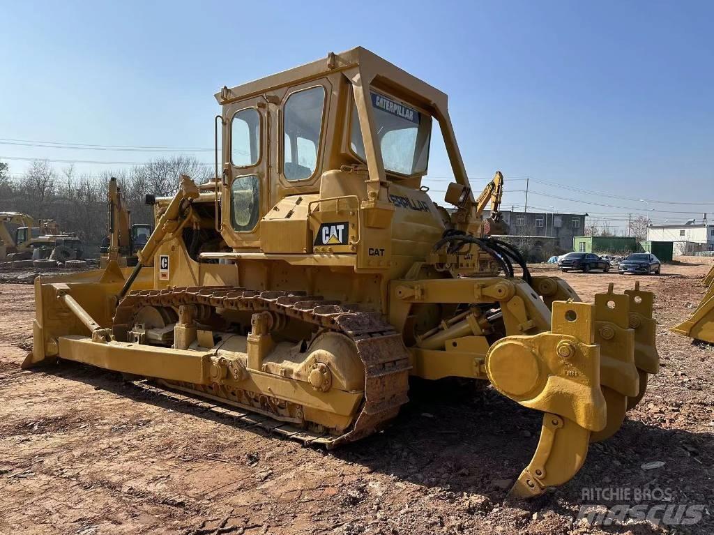 CAT D 8 K Kāpurķēžu buldozeri