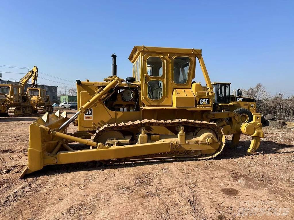 CAT D 8 K Kāpurķēžu buldozeri