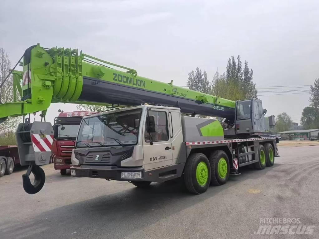 Zoomline ztc700v Visurgājēji celtņi
